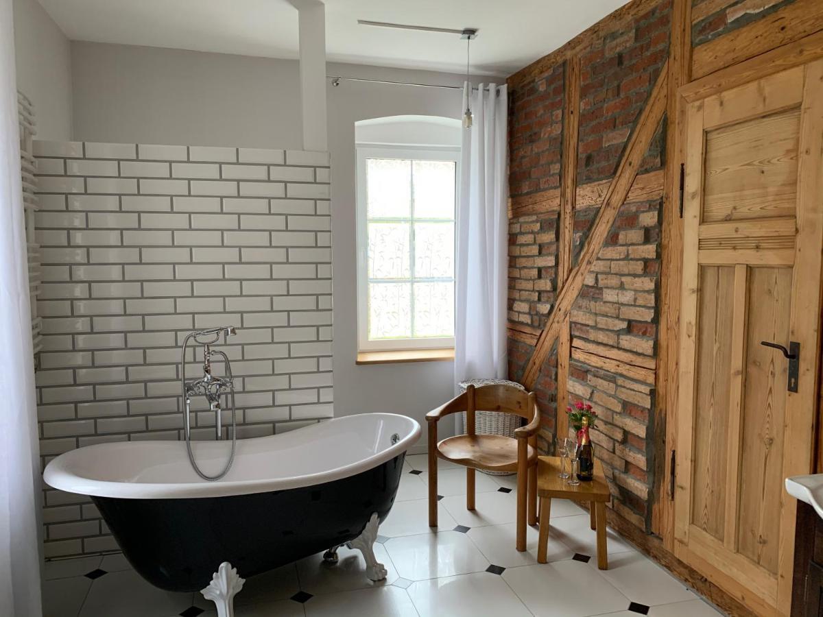 Bed and Breakfast Stara Szkola Debowy Gaj The Old School Debowy Gaj Львувек-Слёнски Экстерьер фото