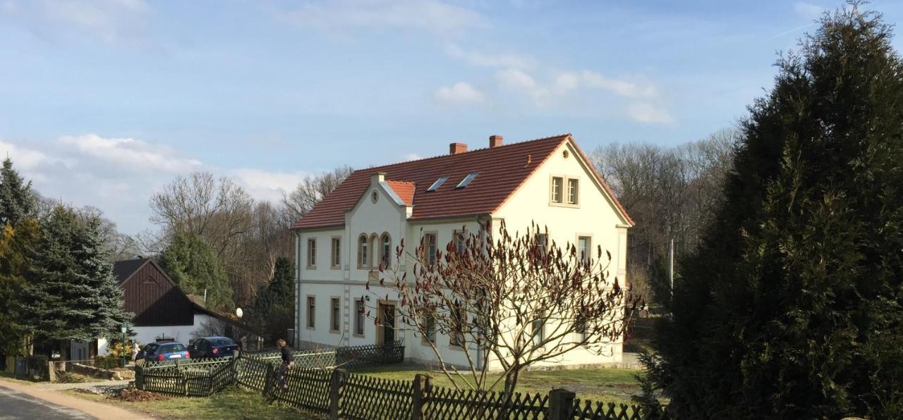 Bed and Breakfast Stara Szkola Debowy Gaj The Old School Debowy Gaj Львувек-Слёнски Экстерьер фото