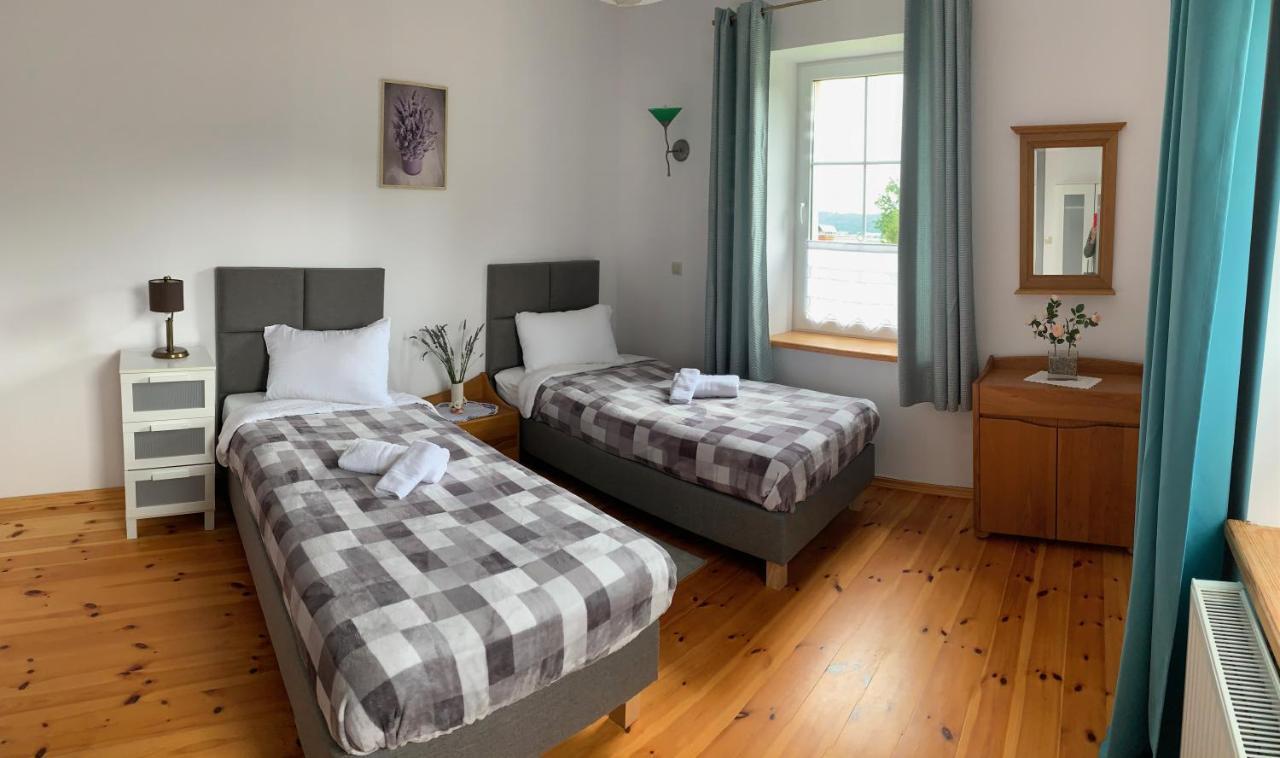 Bed and Breakfast Stara Szkola Debowy Gaj The Old School Debowy Gaj Львувек-Слёнски Экстерьер фото